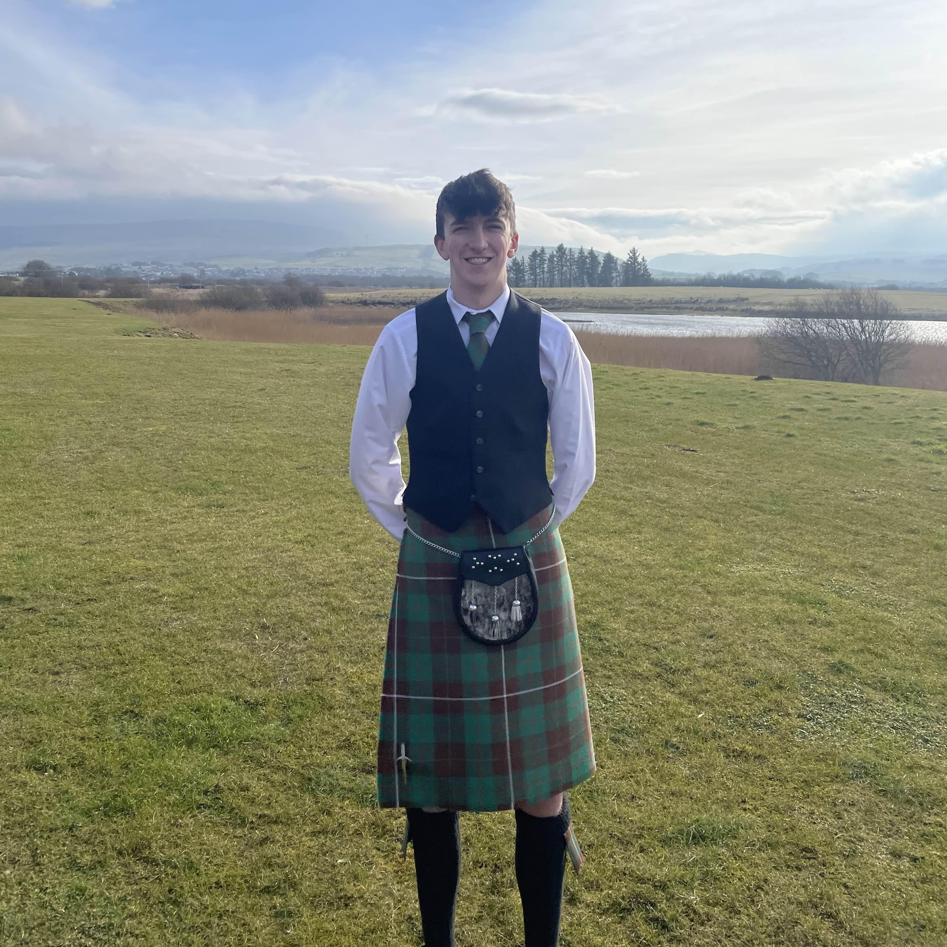 Joshua Mackinnon Photo